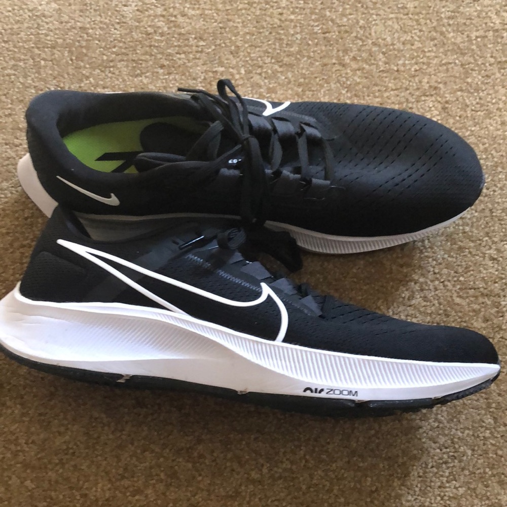 Nike Mens Sneakers Sz 13 worn once